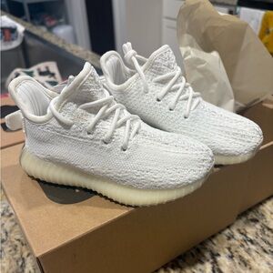 Adidas Yeezy Boost 350 V2 Infant Cream White Sneakers